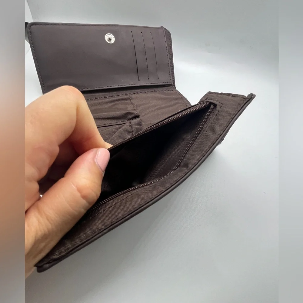 Guerlain paris trifold wallet vintage
